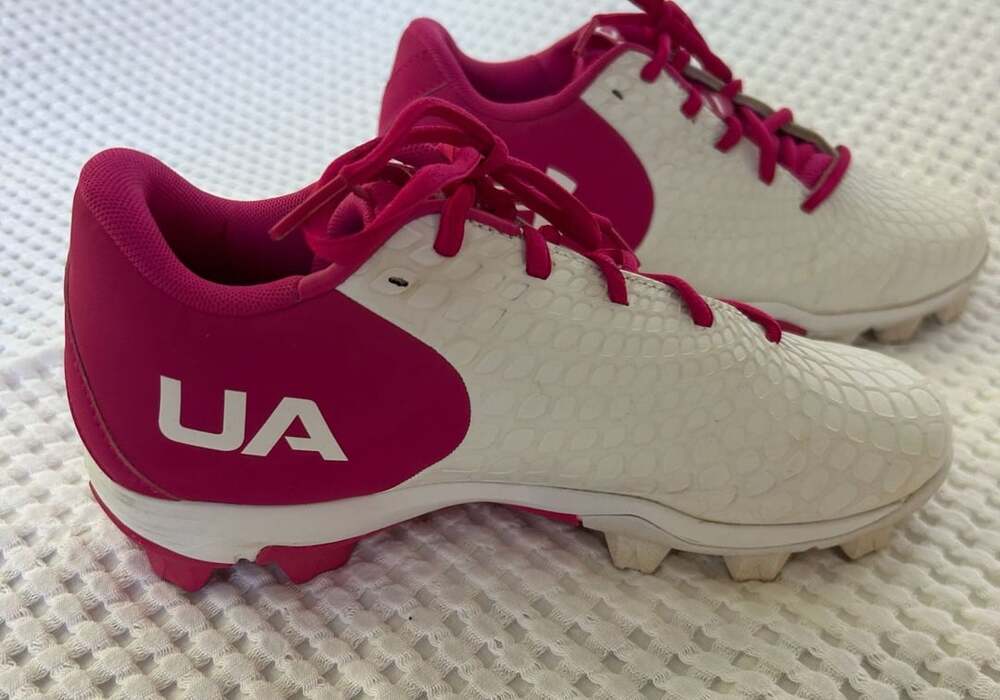 Under Armour Glyde 2.0 RM Softball Cleats Size 6Y White Pink